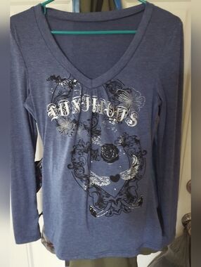 Women's Long Sleeve V-Neck Graphic Tee - Blue